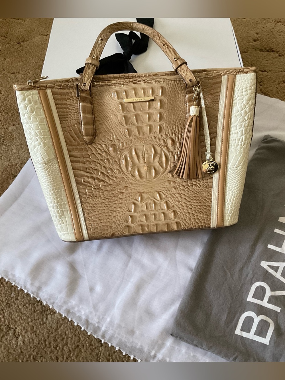 VGUC Brahmin Tan and Cream Croc-Embossed Tote with Tassel